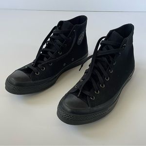 Men’s All Black Hi Converse